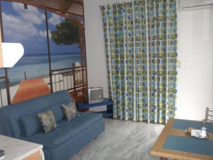 Limani Apartments Plakias Habitación foto